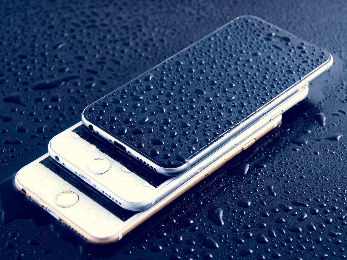 Phone Fell in Water? Do This First (Not Rice)